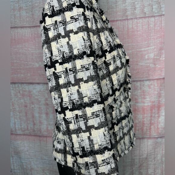 Ann Taylor Tweed Jacket Size 0 - Picture 2 of 8